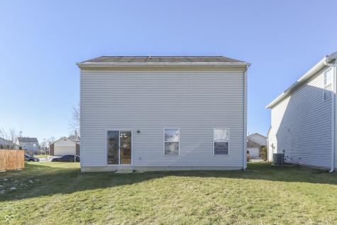 8121 Whitview Drive Indianapolis IN 46237