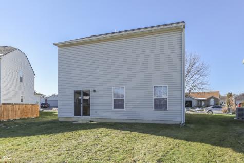 8121 Whitview Drive Indianapolis IN 46237