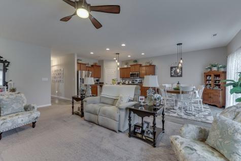 12058 Country Side Drive Indianapolis IN 46229