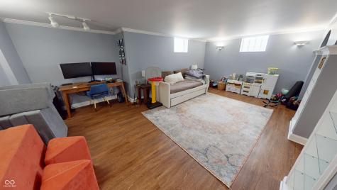 6043 Kingsley Drive Indianapolis IN 46220