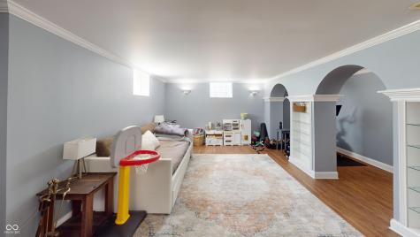 6043 Kingsley Drive Indianapolis IN 46220