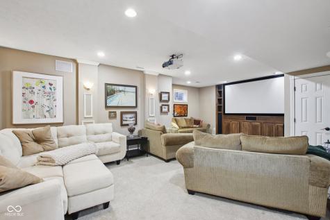 9986 Springstone Road Fishers IN 46055