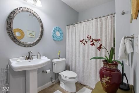 9986 Springstone Road Fishers IN 46055
