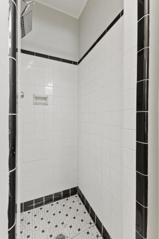 3729 E 57th Street Indianapolis IN 46220