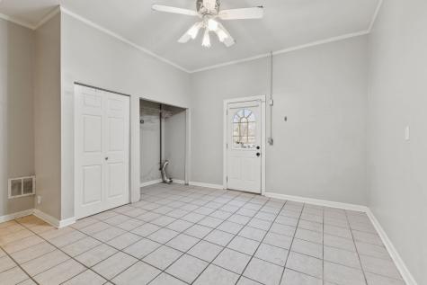 3729 E 57th Street Indianapolis IN 46220