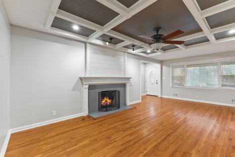 3729 E 57th Street Indianapolis IN 46220