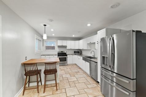 3729 E 57th Street Indianapolis IN 46220