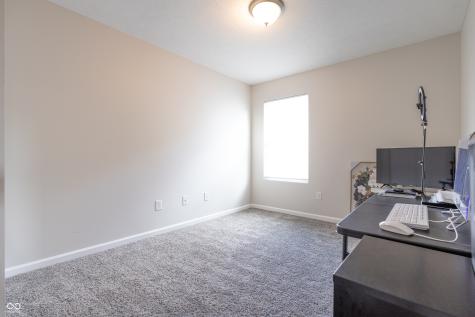3367 Rolling Knoll Lane Columbus IN 47201