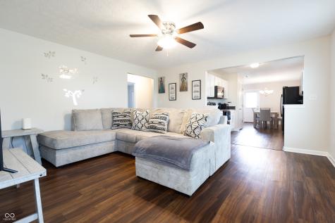 3367 Rolling Knoll Lane Columbus IN 47201