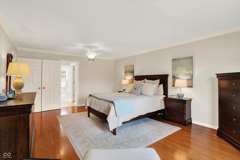 915 Williamsburg Lane Zionsville IN 46077