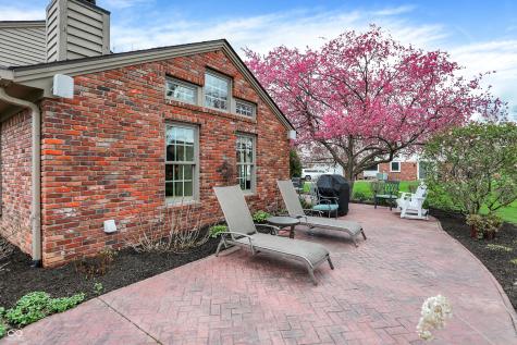 915 Williamsburg Lane Zionsville IN 46077