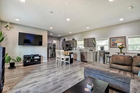 3828 Bluff Road Indianapolis IN 46217
