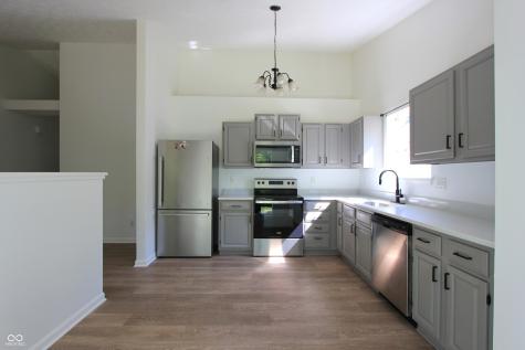 7711 Cherrybark Drive Indianapolis IN 46236