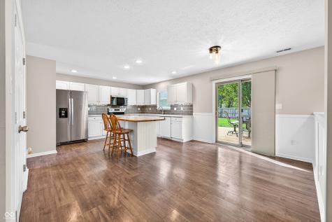 12555 Geist Cove Drive Indianapolis IN 46236