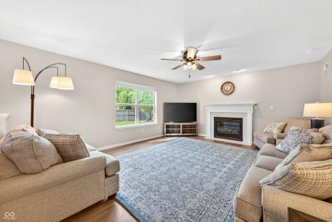 12555 Geist Cove Drive Indianapolis IN 46236
