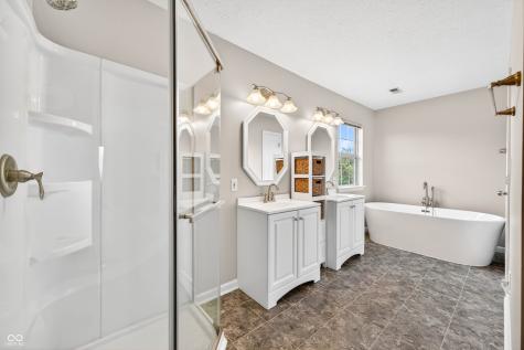 12555 Geist Cove Drive Indianapolis IN 46236