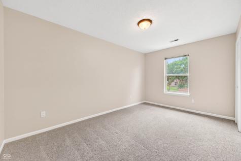 12555 Geist Cove Drive Indianapolis IN 46236
