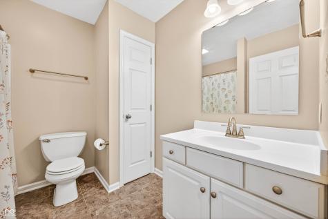 12555 Geist Cove Drive Indianapolis IN 46236