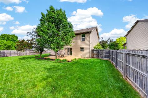 12555 Geist Cove Drive Indianapolis IN 46236