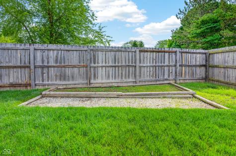 12555 Geist Cove Drive Indianapolis IN 46236