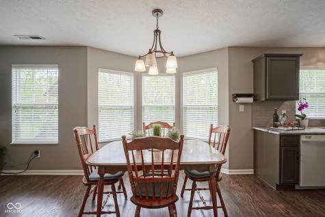 6270 Lancaster Place Zionsville IN 46077