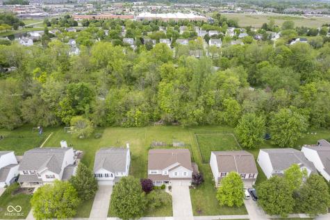 6270 Lancaster Place Zionsville IN 46077