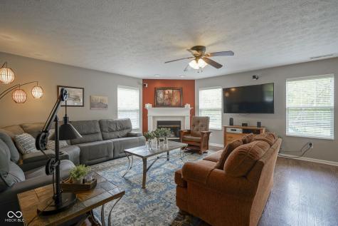 6270 Lancaster Place Zionsville IN 46077