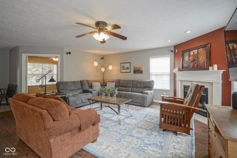 6270 Lancaster Place Zionsville IN 46077