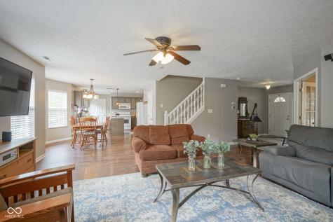 6270 Lancaster Place Zionsville IN 46077