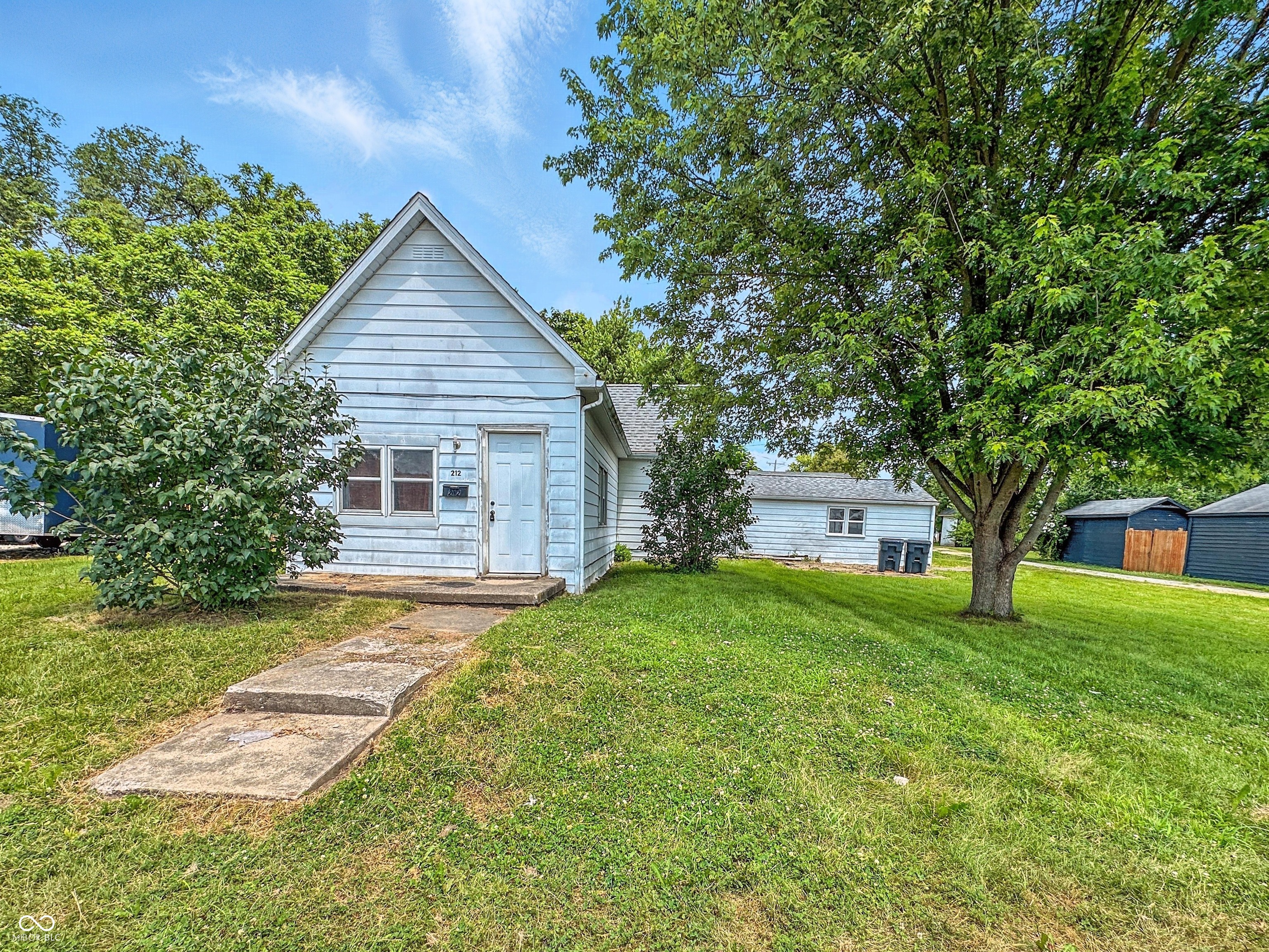 212 W Polk Street Alexandria IN 46001