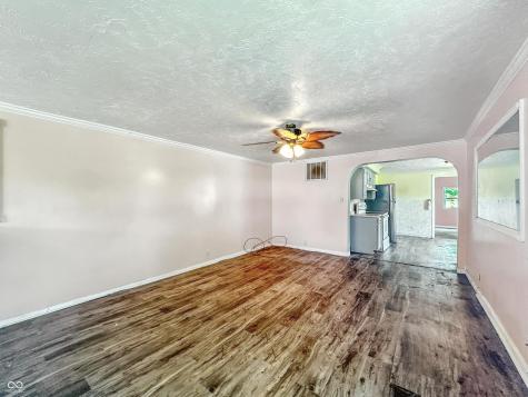 212 W Polk Street Alexandria IN 46001