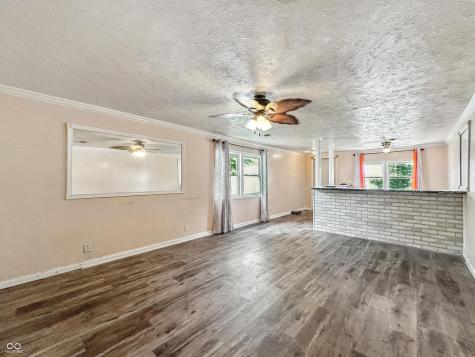212 W Polk Street Alexandria IN 46001