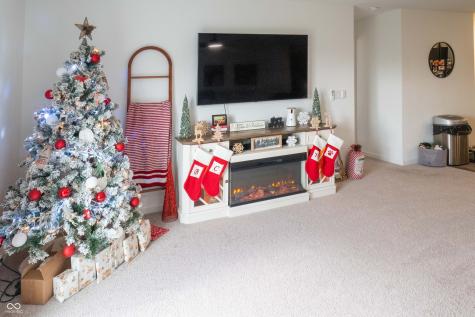 1195 Andromeda Drive Franklin IN 46131