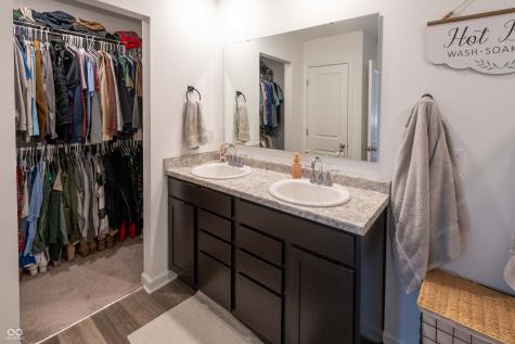 1195 Andromeda Drive Franklin IN 46131