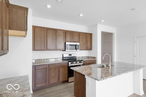 2201 Aviary Lane Danville IN 46122