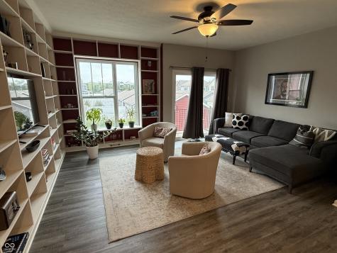 2909 Kirkbride Way Indianapolis IN 46222