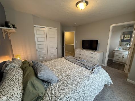 2909 Kirkbride Way Indianapolis IN 46222