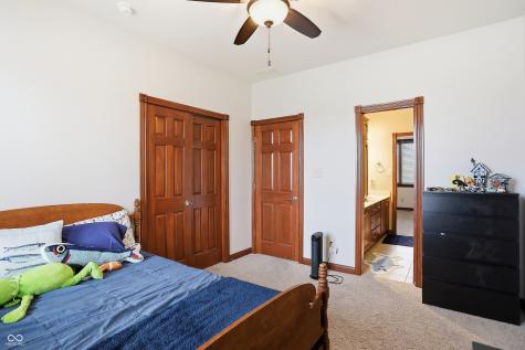6230 Sampson Court Indianapolis IN 46237