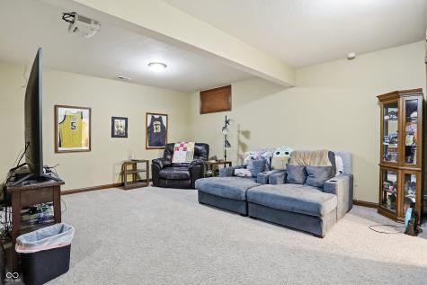 6230 Sampson Court Indianapolis IN 46237