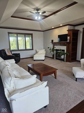 6230 Sampson Court Indianapolis IN 46237