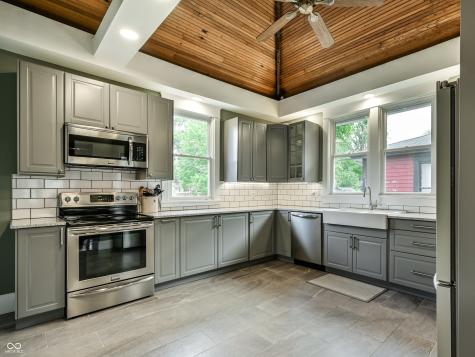 1420 Woodlawn Avenue Indianapolis IN 46203