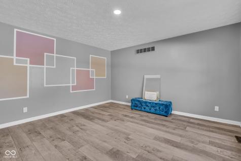 1039 Ridgeview Court Avon IN 46123