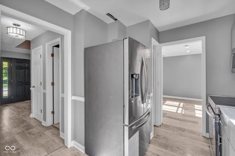 1039 Ridgeview Court Avon IN 46123
