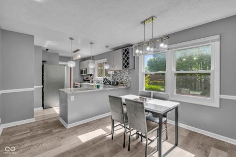 1039 Ridgeview Court Avon IN 46123