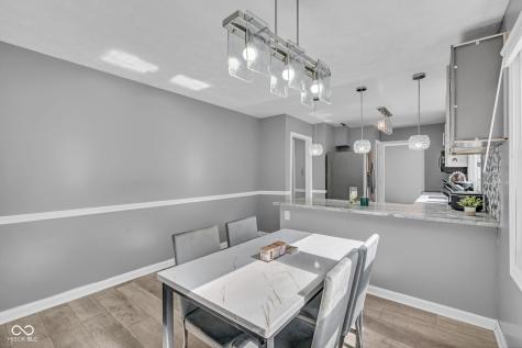 1039 Ridgeview Court Avon IN 46123