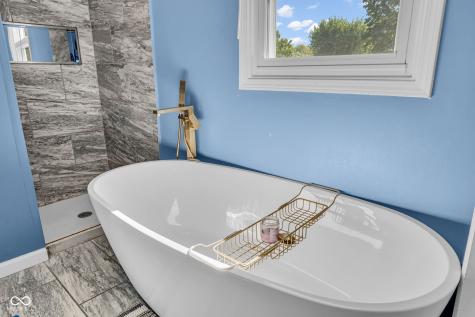 1039 Ridgeview Court Avon IN 46123