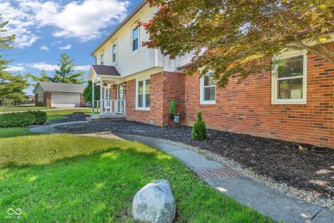 1039 Ridgeview Court Avon IN 46123