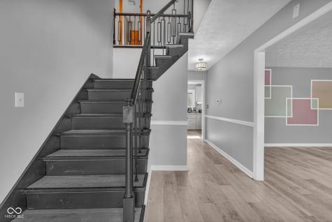 1039 Ridgeview Court Avon IN 46123