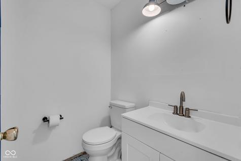 1039 Ridgeview Court Avon IN 46123