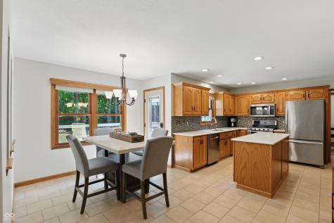 10418 Forest Creek Drive Indianapolis IN 46239